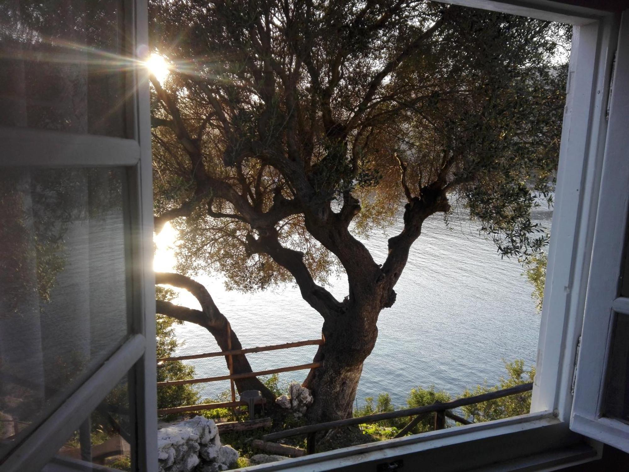 Villa Costa Atheras Bagian luar foto
