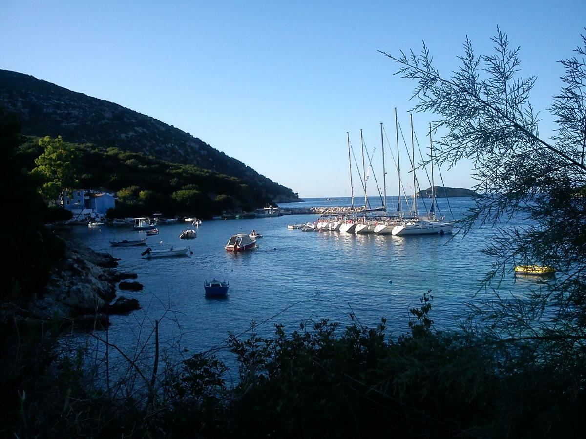 Villa Costa Atheras Bagian luar foto