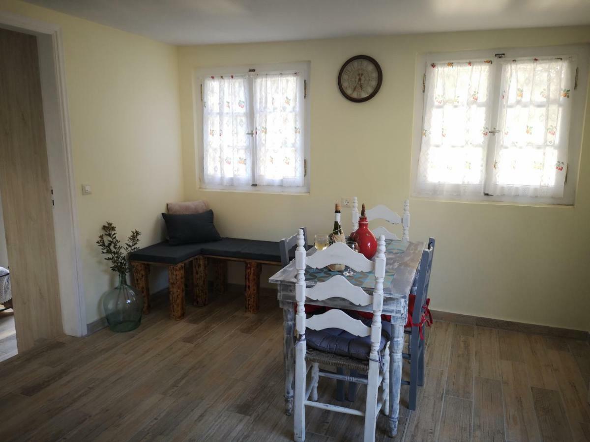 Villa Costa Atheras Bagian luar foto