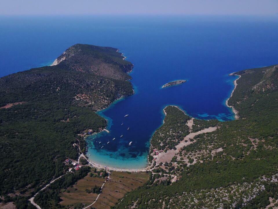 Villa Costa Atheras Bagian luar foto